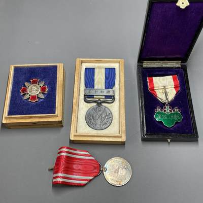 日本大阪雅和auction 2025金秋競賣會第一期 - 昭和 功勛榮譽勛章 4點 保真/返品不可