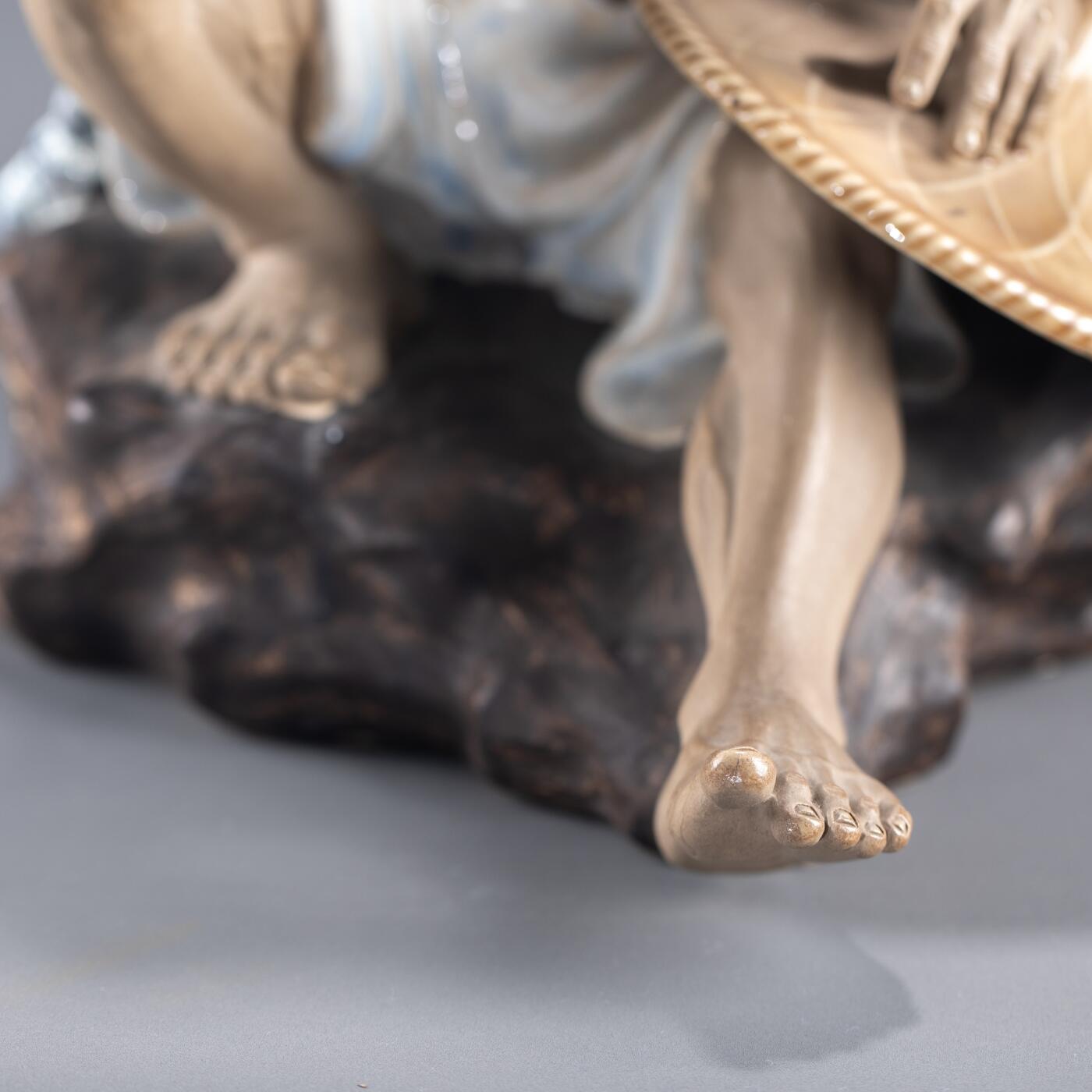 日本大阪雅和auction 2025金秋競賣會第一期 劉澤棉 石灣窯老人 尺寸:W:27 H:26cm