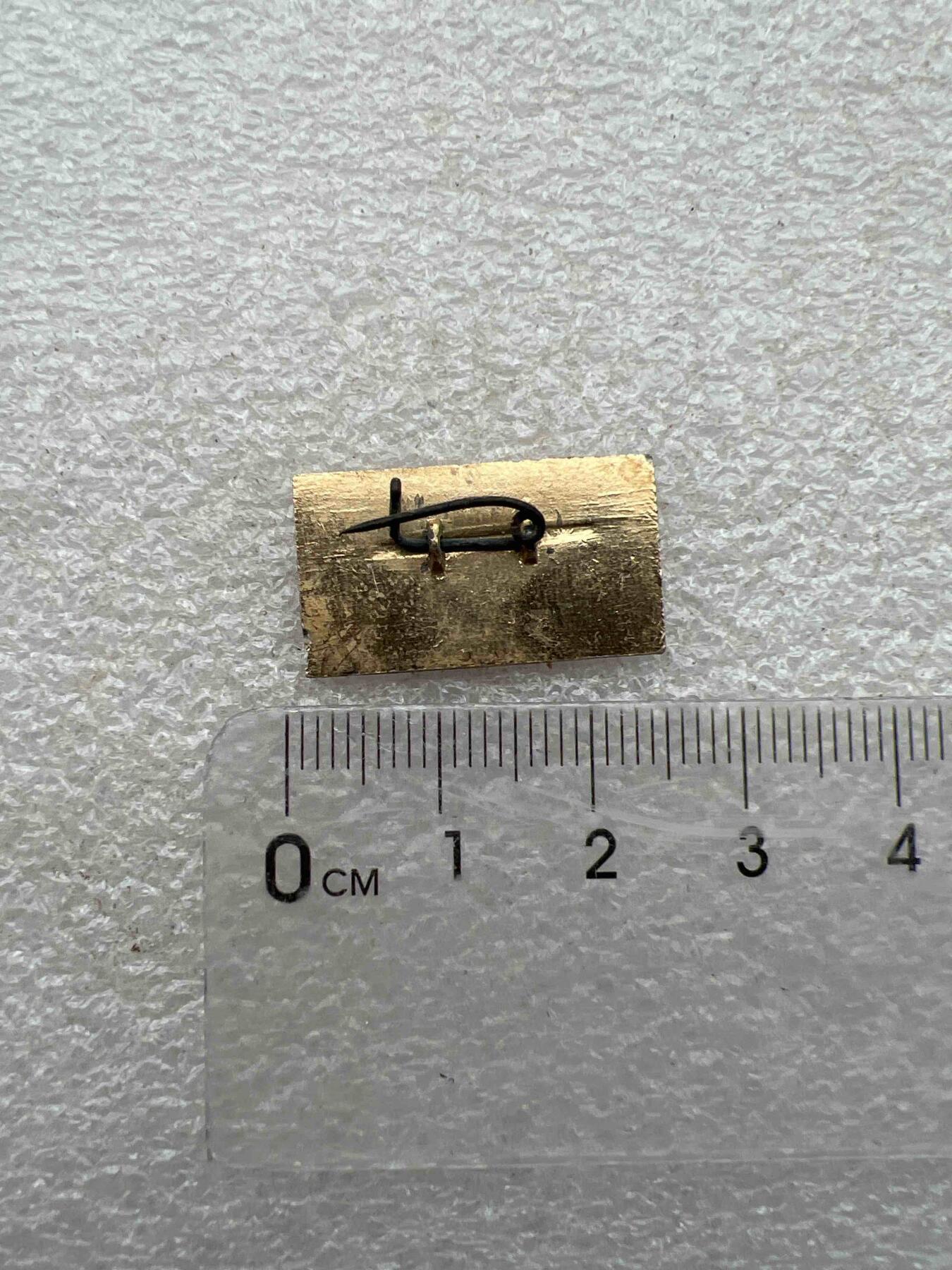 真品毛主席像章纪念章