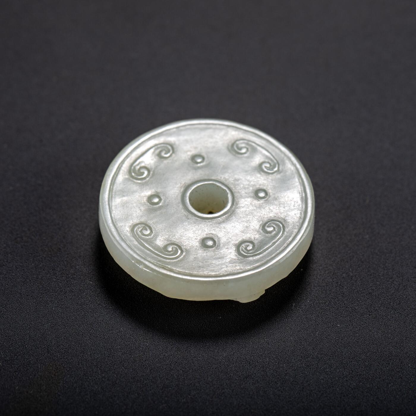 日本大阪雅和auction 2025金秋競賣會第一期 清 玉墜 玉珮 三點 尺寸:尺寸不一x3