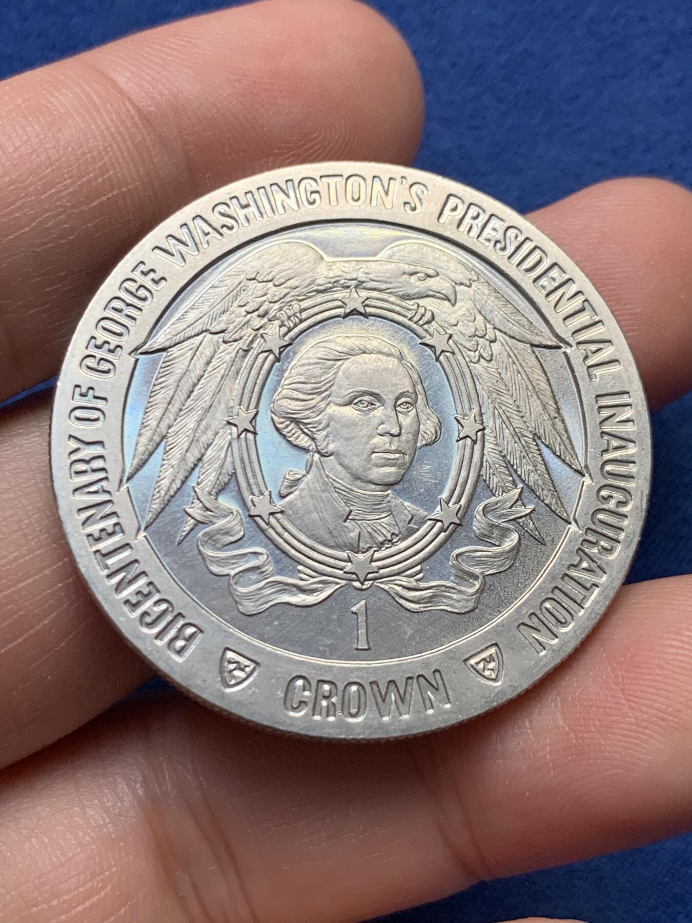 《竞宝斋》第435场 周日，周一2场连拍 （全场包邮） 英属马恩岛1989年华盛顿总统就职200周年1克朗纪念币 全新 38mm