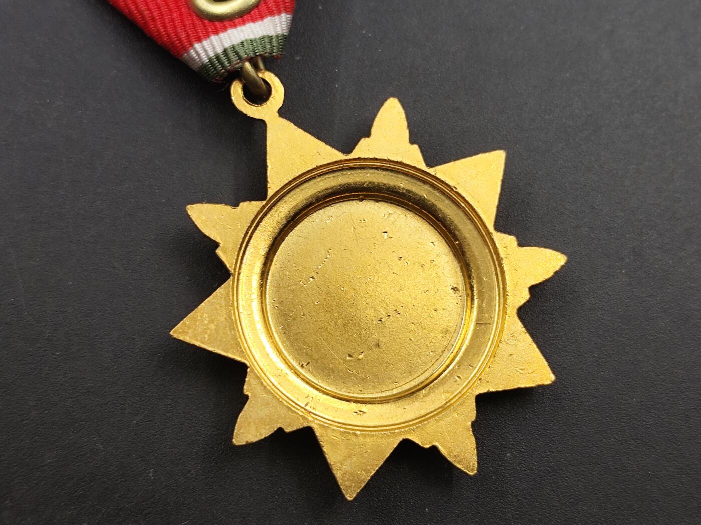 11月徽章新货项目 接下来都是精品场 欢迎关注