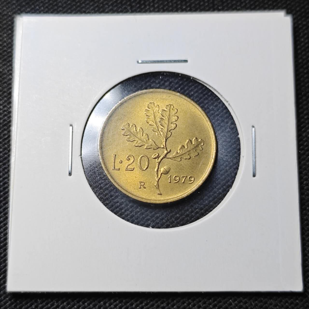 KK钱币收藏小铺  第363场  2月预留时间 周末发货  1979意大利20里拉铜币 好品