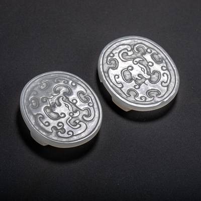 日本大阪雅和auction 2025金秋競賣會第一期 - 清 白玉祥雲紋合符佩 一對 尺寸:L:4 W:3.3cm