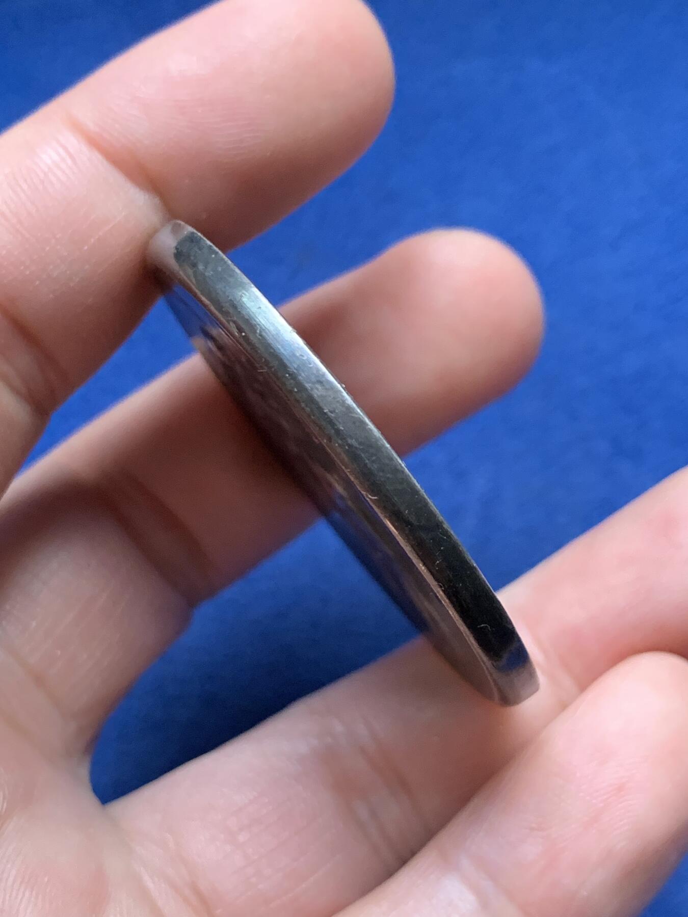 《竞宝斋》第435场 周日，周一2场连拍 （全场包邮） 法兰西《日报》报社纪念镀银铜章 37.8克 45.1mm 稀有