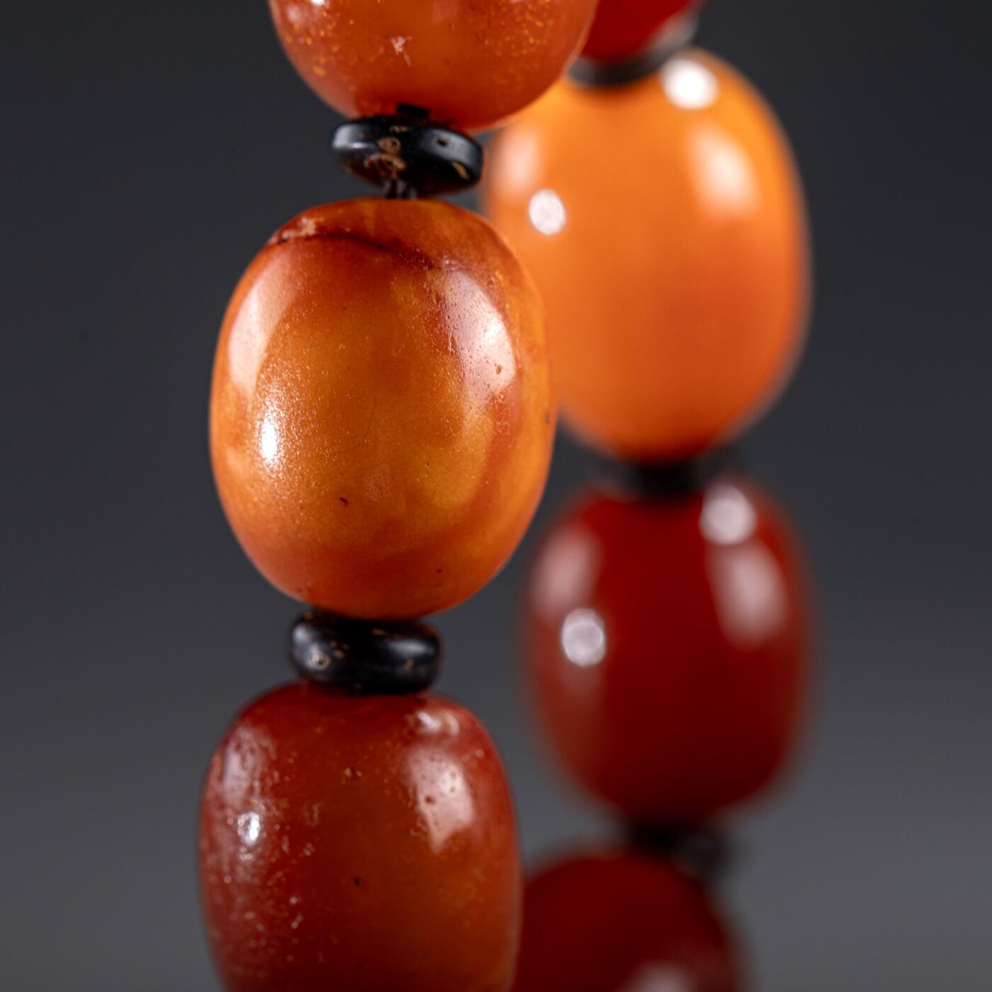 日本大阪雅和auction 2025金秋競賣會第一期 西亞蜜蠟手串34.6g 尺寸:L:10cm