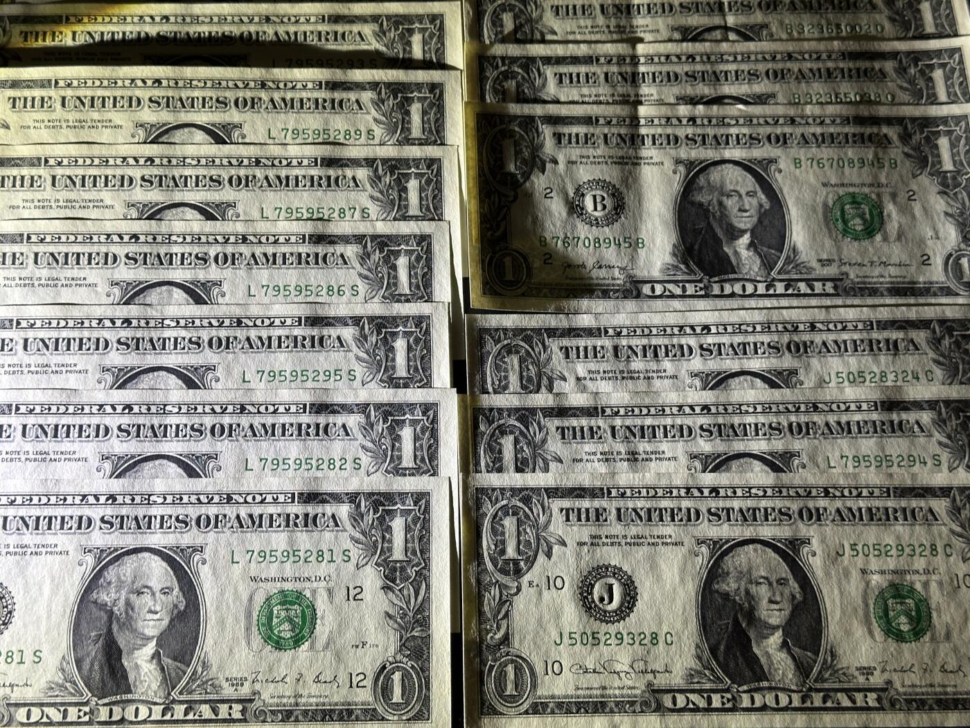 《外钞收藏家》第五百八十一期（畅拍场）（本平台长期征集拍品、欢迎藏友们联系合作）