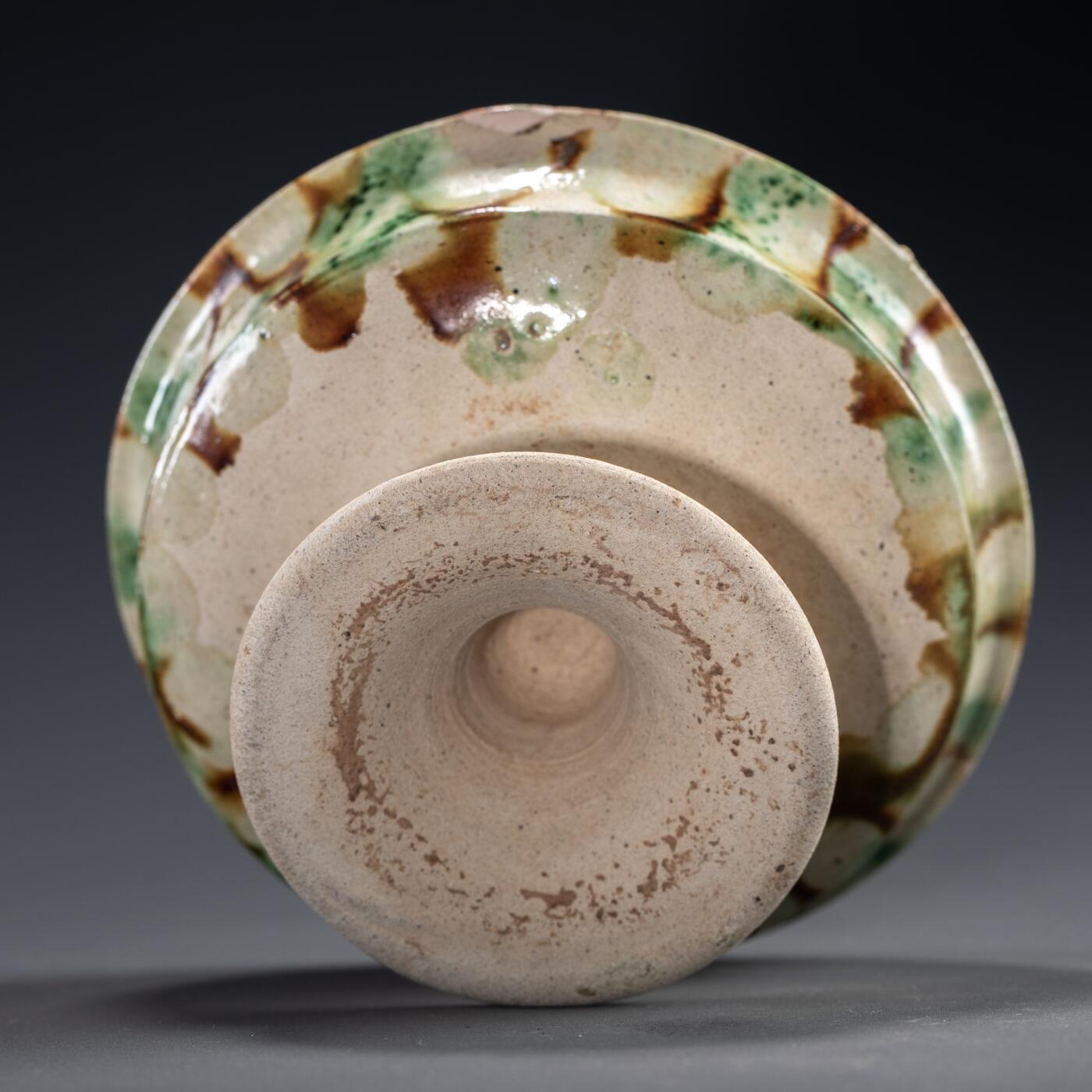 日本大阪雅和auction 2025金秋競賣會第一期 唐 三彩豆 尺寸:D:11.5 H:6cm