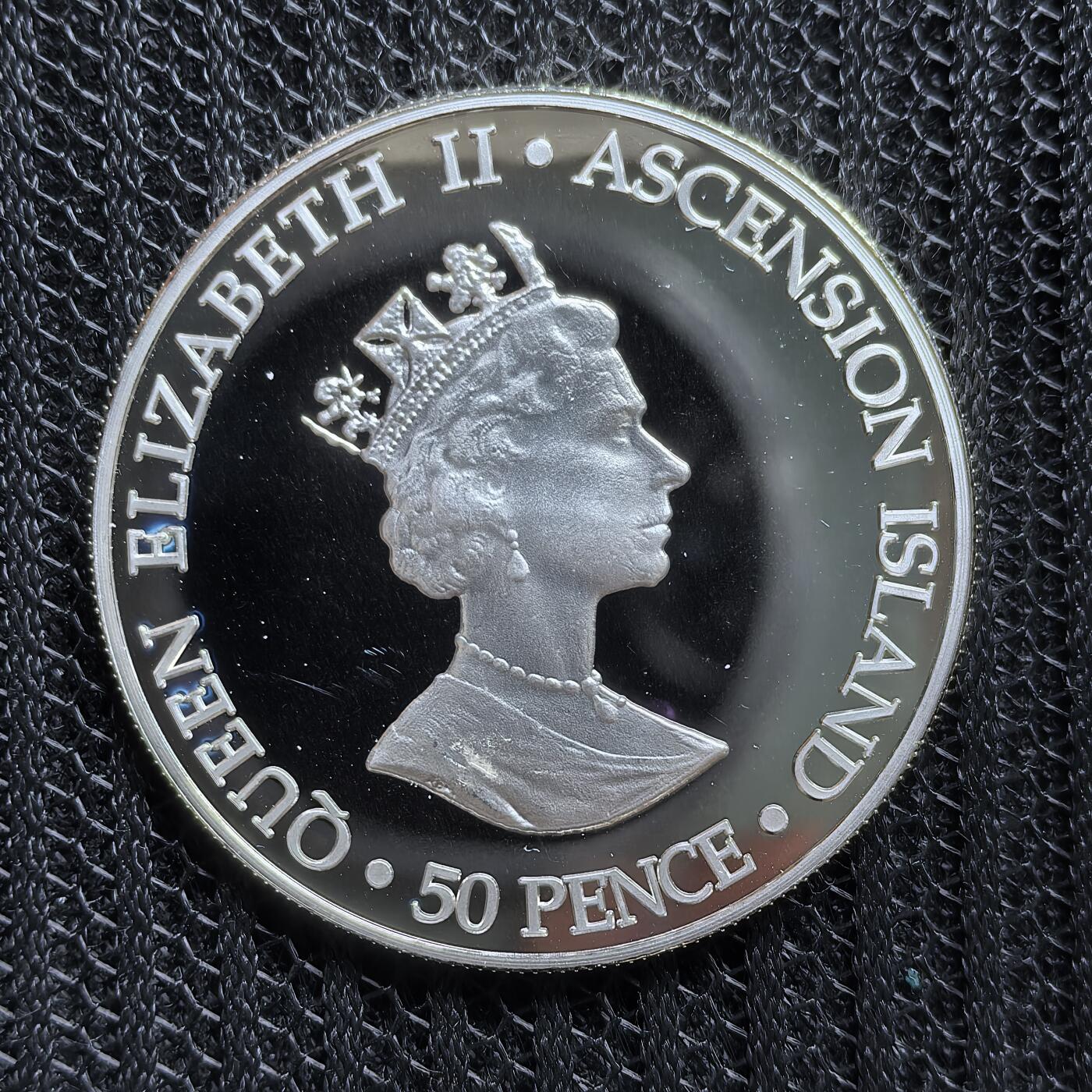 道一币馆币章第一百五十四场 阿森松岛2000年伊丽莎白王太后百岁寿辰50便士精制银币  28.28g 925S 10000