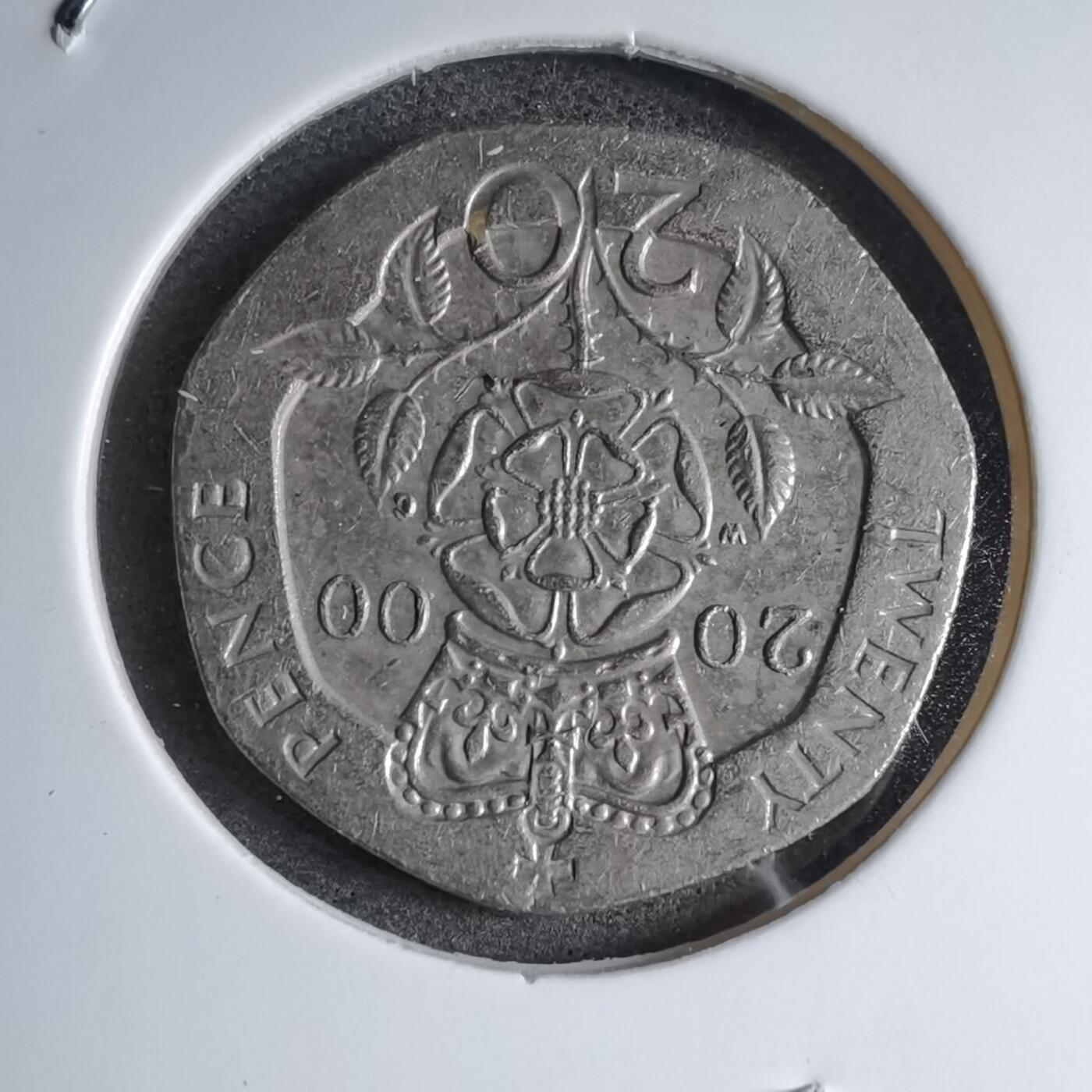 沼泽如烟--第890场 英国2000年20便士