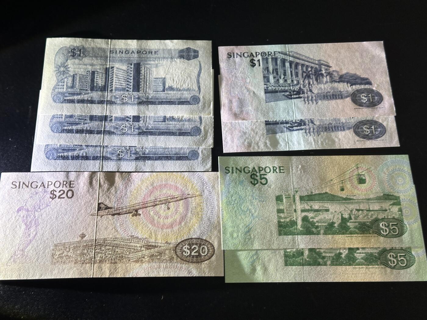 《外钞收藏家》第五百八十一期（畅拍场）（本平台长期征集拍品、欢迎藏友们联系合作） 新加坡花版1元3张有软折+鸟版5张全新个别轻微潮