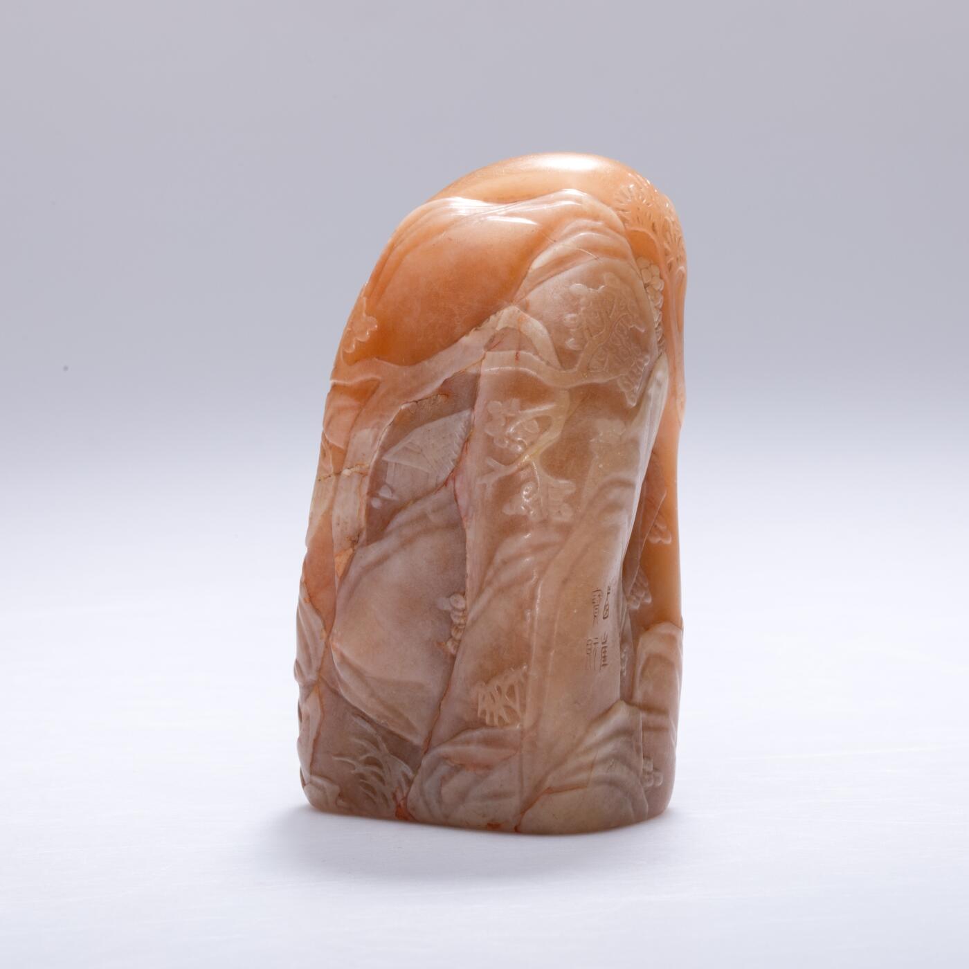 日本大阪雅和auction 2025金秋競賣會第一期 清 田黃山水人物擺件 尺寸:W:5 H:8cm