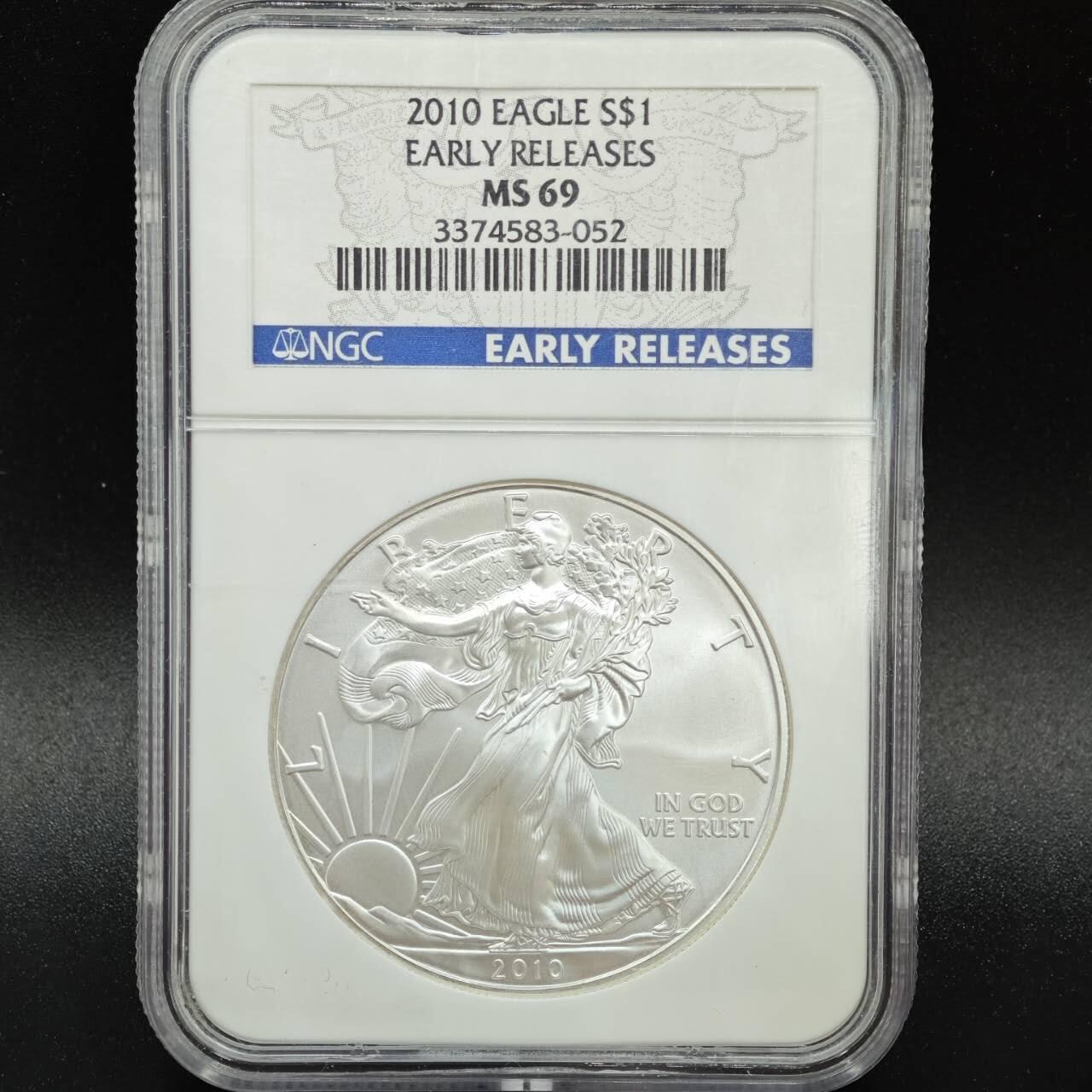 【淘币小摊】实时拍第七百八十七拍   银币套币场   满百包邮可预留二周 每周一统一发货   美国 2010年行走鹰洋一盎司银币 NGC MS69