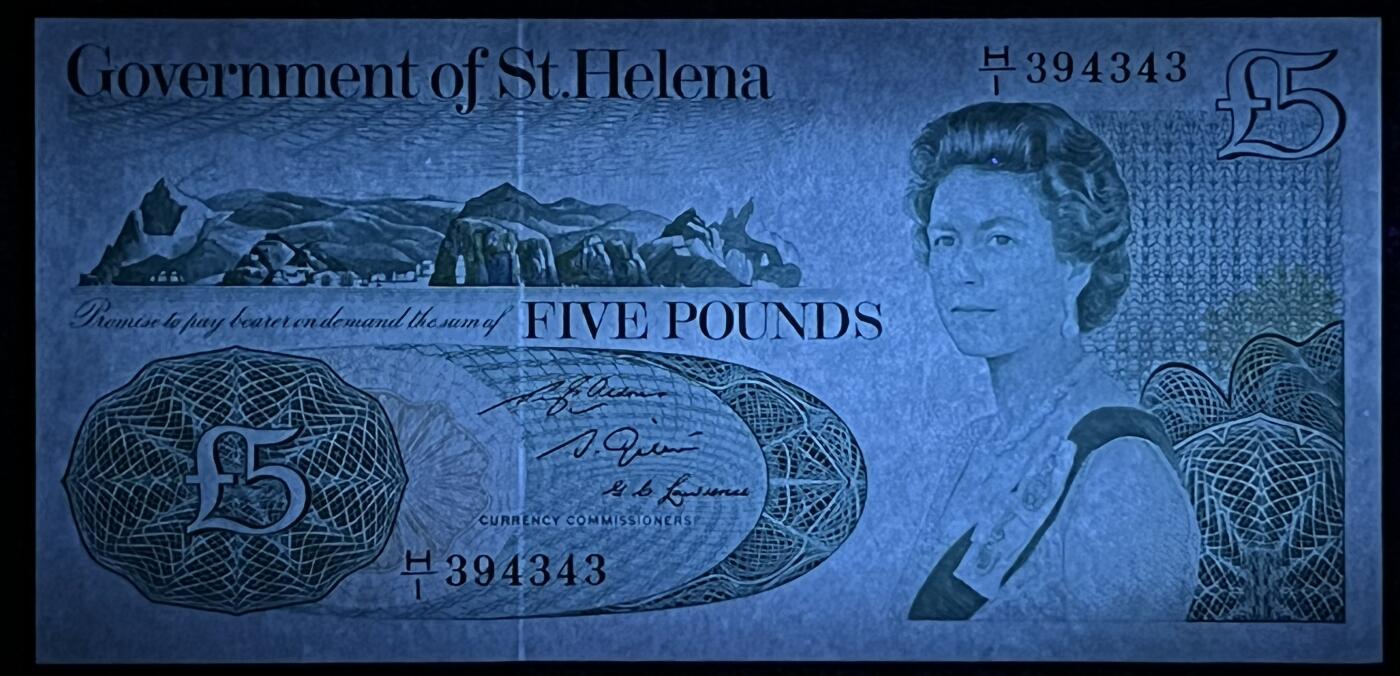 小福收藏拍卖第197期 裸钞场 本期有多张豹子号靓号 百慕大03年50元纪念钞百位号 马来亚和英属婆罗洲开国第一张纸币大冠女王 马来亚 41年1元英王乔六 法属太平洋10000法郎 捷克1000克朗纪念钞千位号  卢森堡 1000法郎  萨尔瓦多样钞 匈牙利 法罗群岛 危地马拉等多国精美纸币