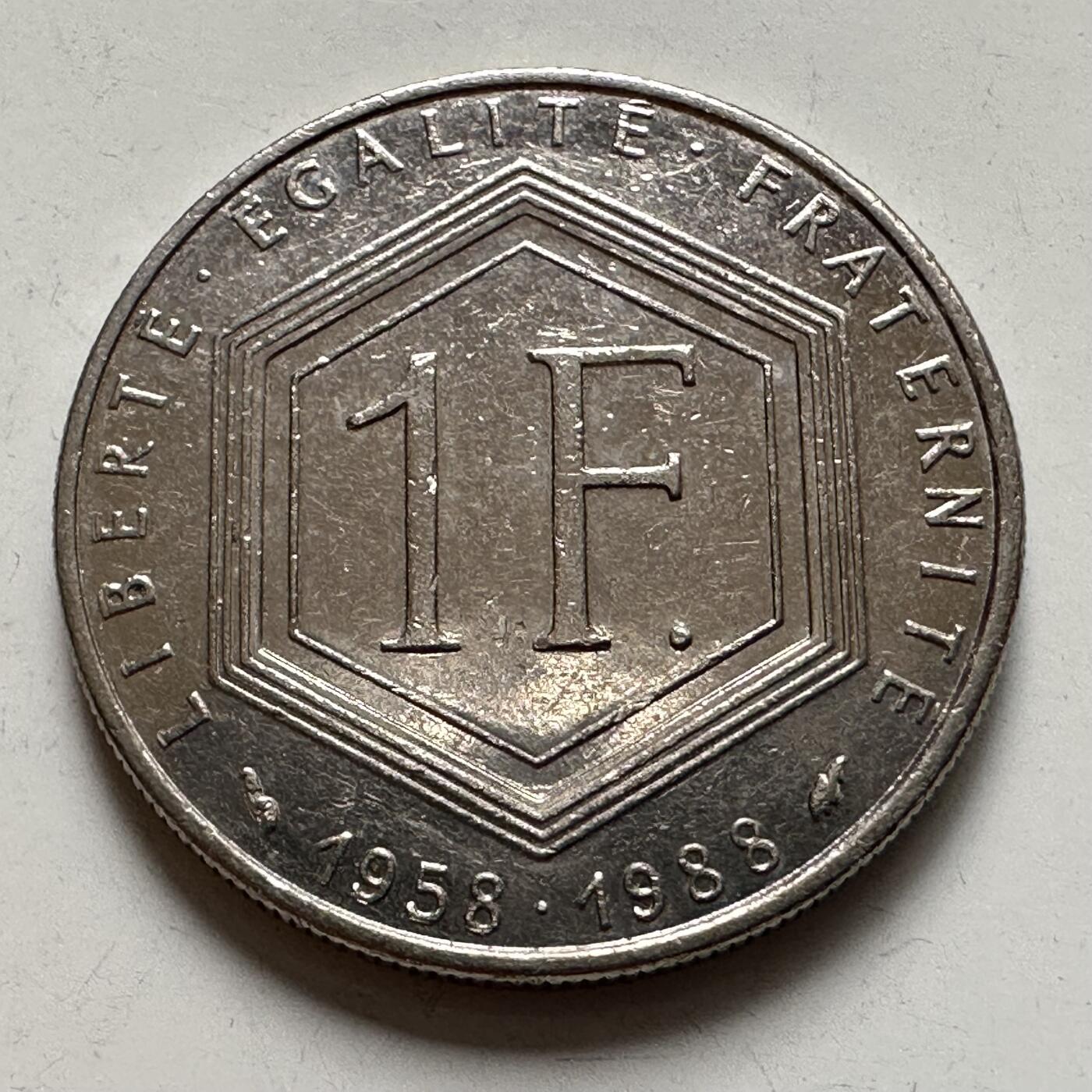 🌹外币初藏🌹🐯2025年第123场  每周二四六晚8️⃣点 接代拍 法国1988年戴高乐一法郎