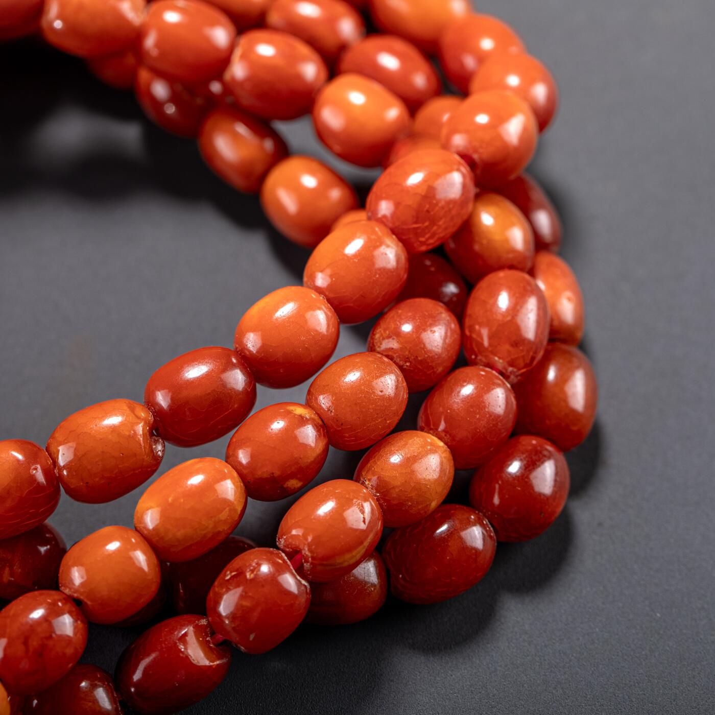 日本大阪雅和auction 2025金秋競賣會第一期 西亞蜜蠟項鏈70.2g 尺寸:L:62cm