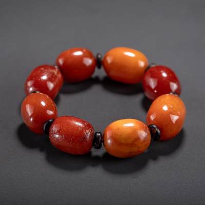 日本大阪雅和auction 2025金秋競賣會第一期 - 西亞蜜蠟手串34.6g 尺寸:L:10cm