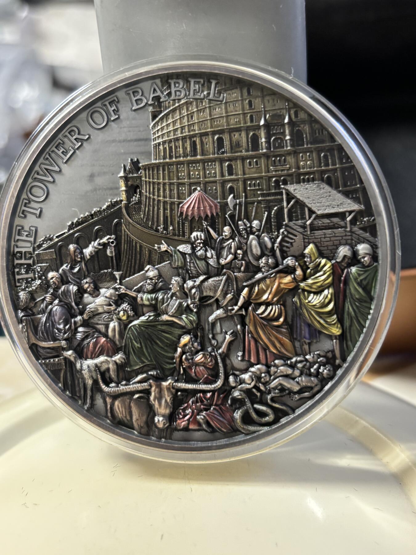 第181期拍卖 托克劳2022年巴别塔通天塔5盎司高浮雕纪念彩色银币，999银，发行量299枚，