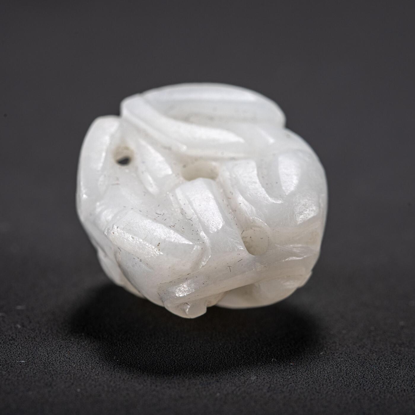 日本大阪雅和auction 2025金秋競賣會第一期 清 玉墜 玉珮 三點 尺寸:尺寸不一x3