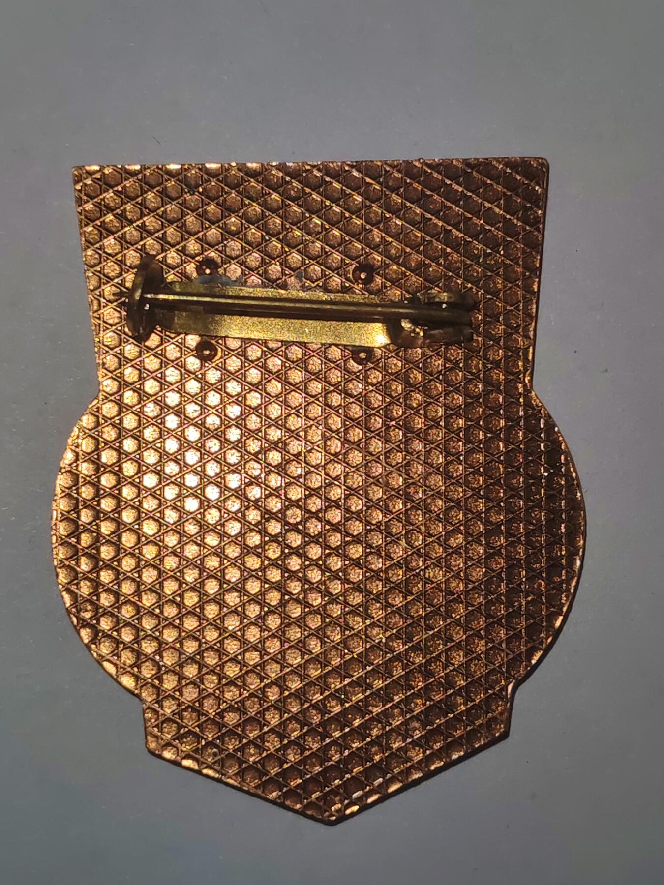 韵星假日拍卖第三十期 -- Rimey Holidays Auction 30 民主德国内务部武装力量人民警察证章