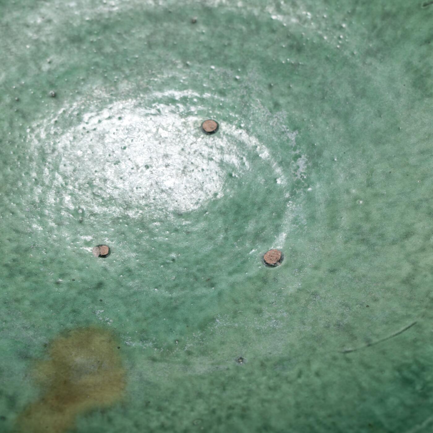 日本大阪雅和auction 2025金秋競賣會第一期 遼 綠釉折沿盤 尺寸:D:29 H:7cm