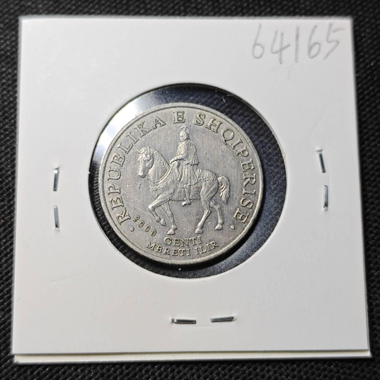 KK钱币收藏小铺  第364场  2月预留时间 周末发货  2000阿尔巴尼亚50列克