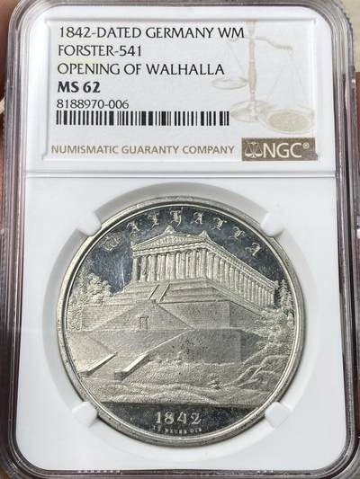 万国钱币拍卖第054期 - NGC MS62 1842年德国巴伐利亚瓦尔哈拉死亡圣殿落成纪念大锡章 罕见哥特体花体字非常漂亮 镜面典藏品质
