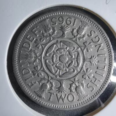 沼泽如烟--第890场 - 英国1965年2先令