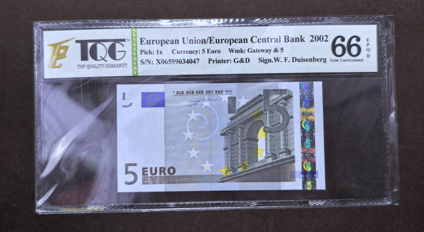北京马甸外国币专卖第146期，外国纸币币专场，陆续上拍，欢迎关注 2002年德国首版一签5欧元纸币全新。TQG评级66分