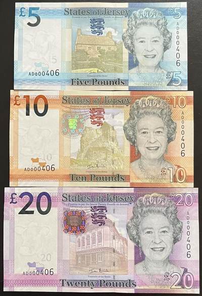 小福收藏拍卖第197期 裸钞场 本期有多张豹子号靓号 百慕大03年50元纪念钞百位号 马来亚和英属婆罗洲开国第一张纸币大冠女王 马来亚 41年1元英王乔六 法属太平洋10000法郎 捷克1000克朗纪念钞千位号  卢森堡 1000法郎  萨尔瓦多样钞 匈牙利 法罗群岛 危地马拉等多国精美纸币 - 泽西岛 2010年 5 10 20镑 AD首冠 全同数3百位小号406号  unc