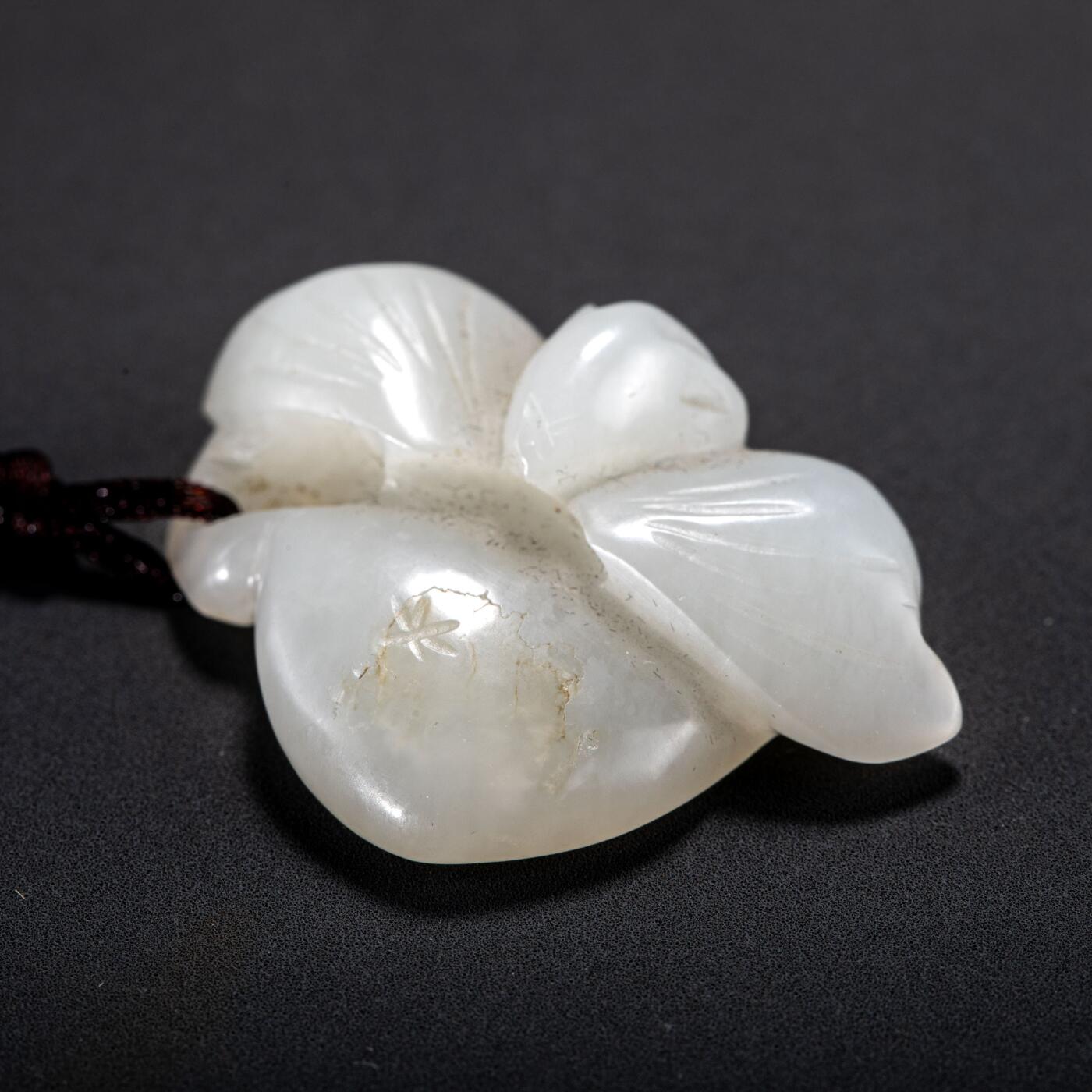 日本大阪雅和auction 2025金秋競賣會第一期 清 玉墜 玉珮 三點 尺寸:尺寸不一x3