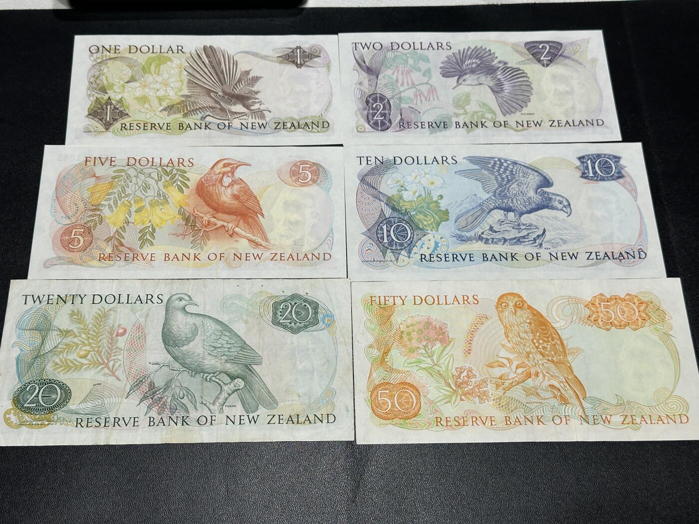 《外钞收藏家》第五百八十一期（畅拍场）（本平台长期征集拍品、欢迎藏友们联系合作）