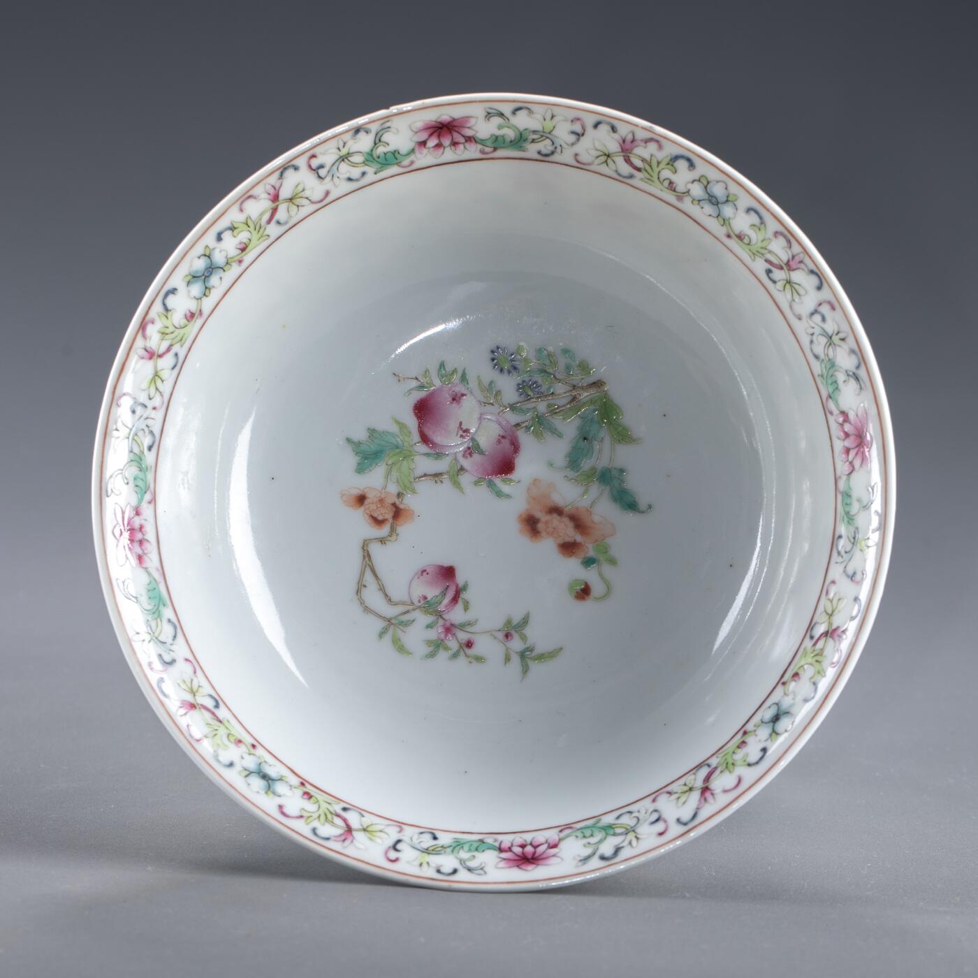 日本大阪雅和auction 2025金秋競賣會第一期 清乾隆 粉彩花鳥碗 一對 尺寸:D:18.5 H:5 x2cm