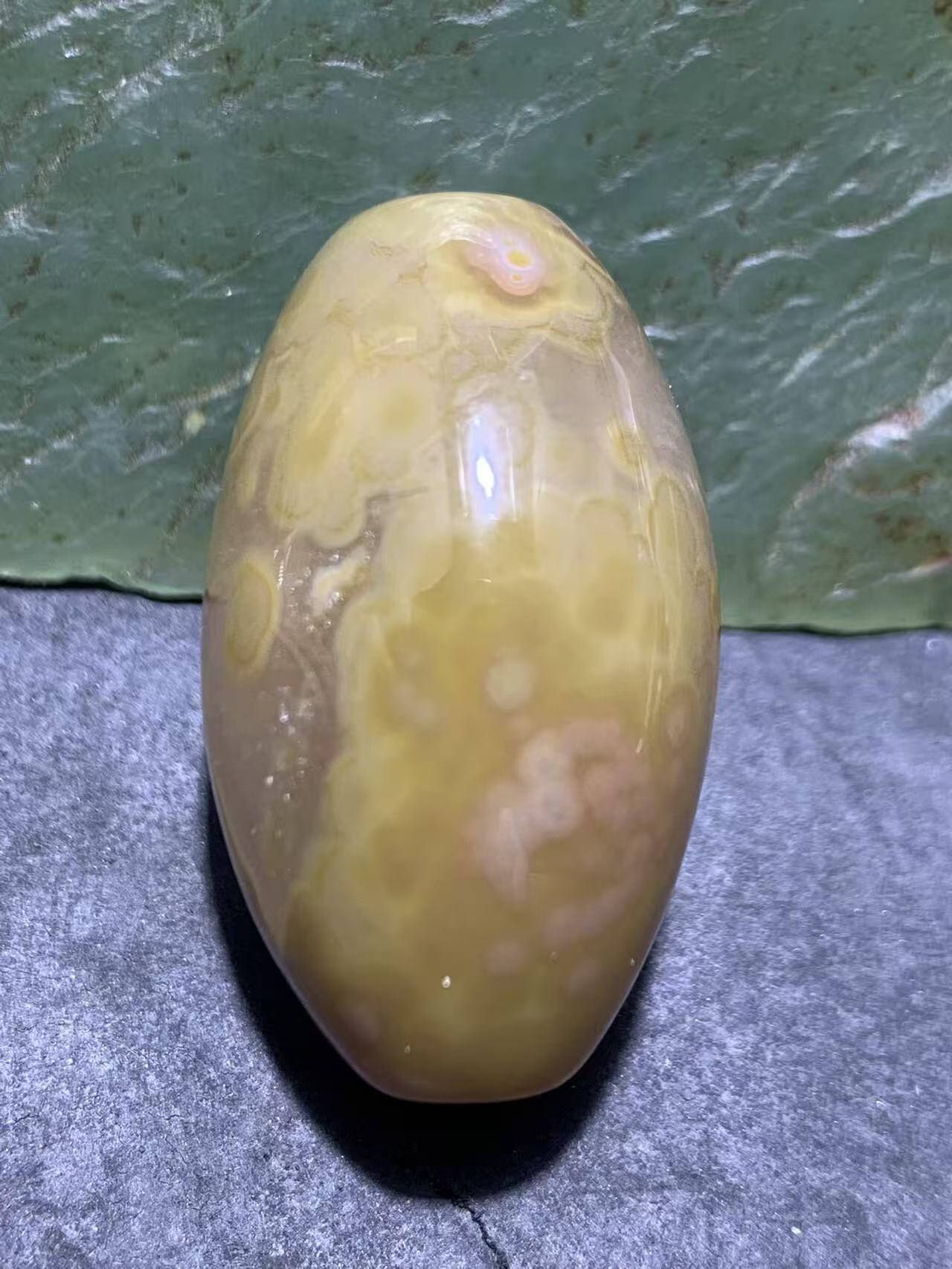 精美冰飘天眼纹战国红玛瑙随形勒子一颗！