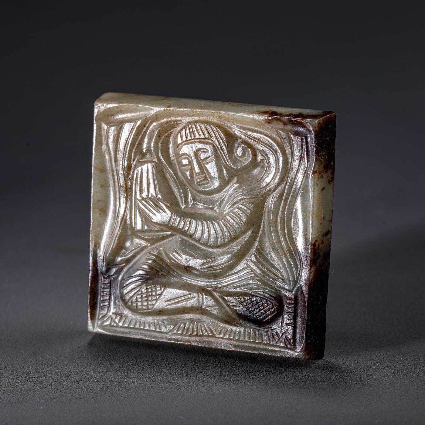 日本大阪雅和auction 2025金秋競賣會第一期 唐 歌樂佣帶板 尺寸:L:5 W:5 H:0.5cm