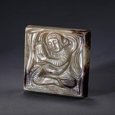 日本大阪雅和auction 2025金秋競賣會第一期 - 唐 歌樂佣帶板 尺寸:L:5 W:5 H:0.5cm