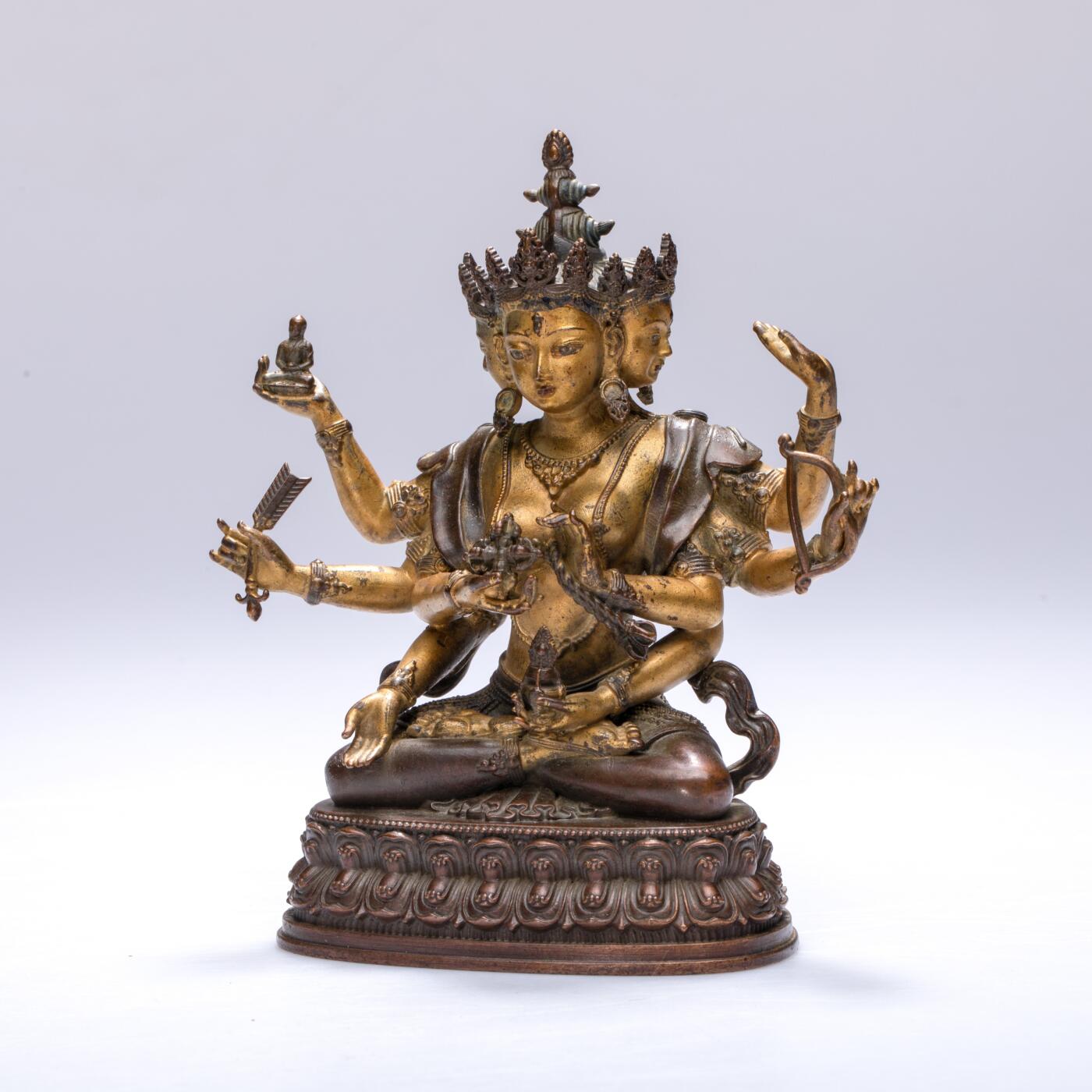 日本大阪雅和auction 2025金秋競賣會第一期 清 銅鎏金尊勝佛母像 尺寸:H:26cm