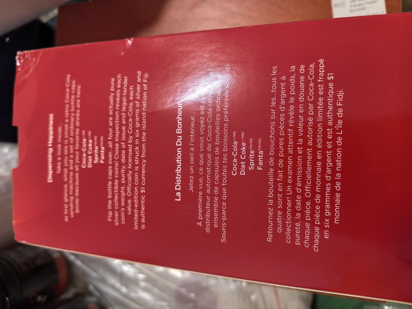 长老汇蛇年精选第七十场拍卖 2020斐济可口可乐彩色瓶盖精制银币原金属盒（不含币）