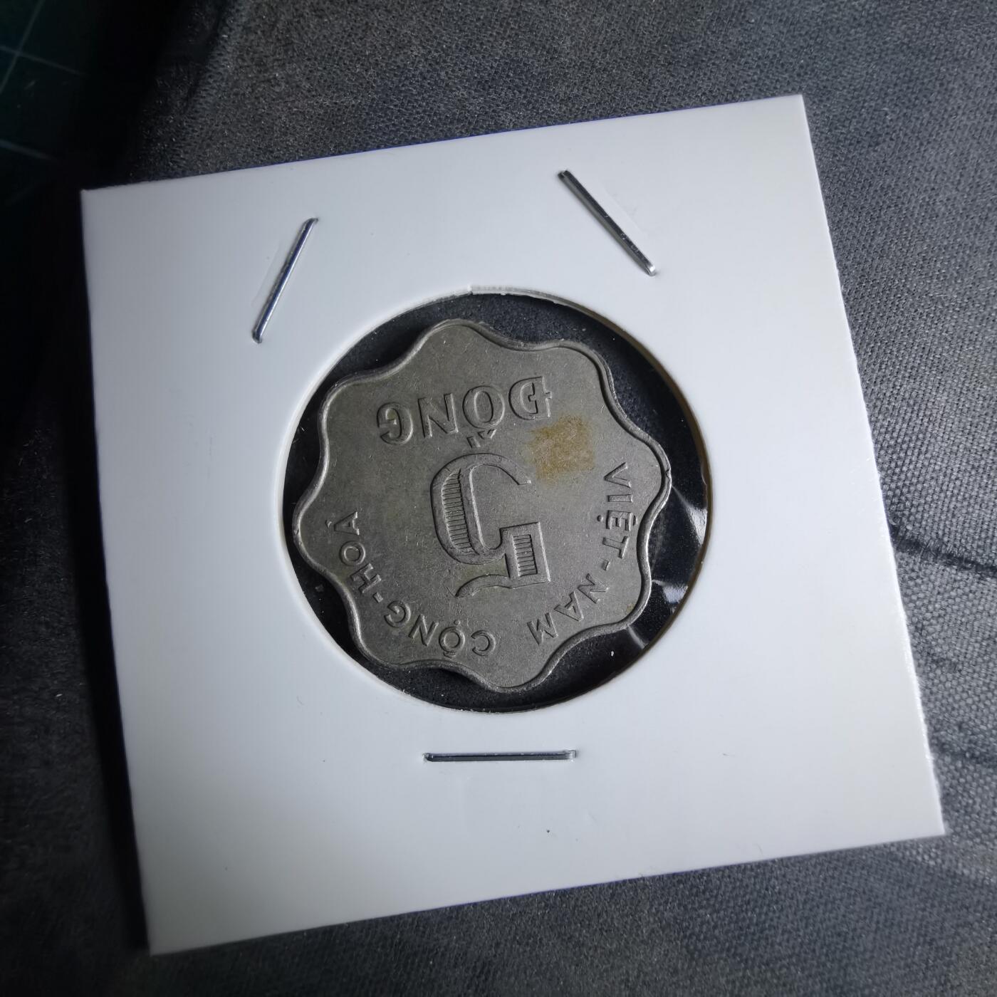 沼泽如烟--第890场 越南1966年5盾