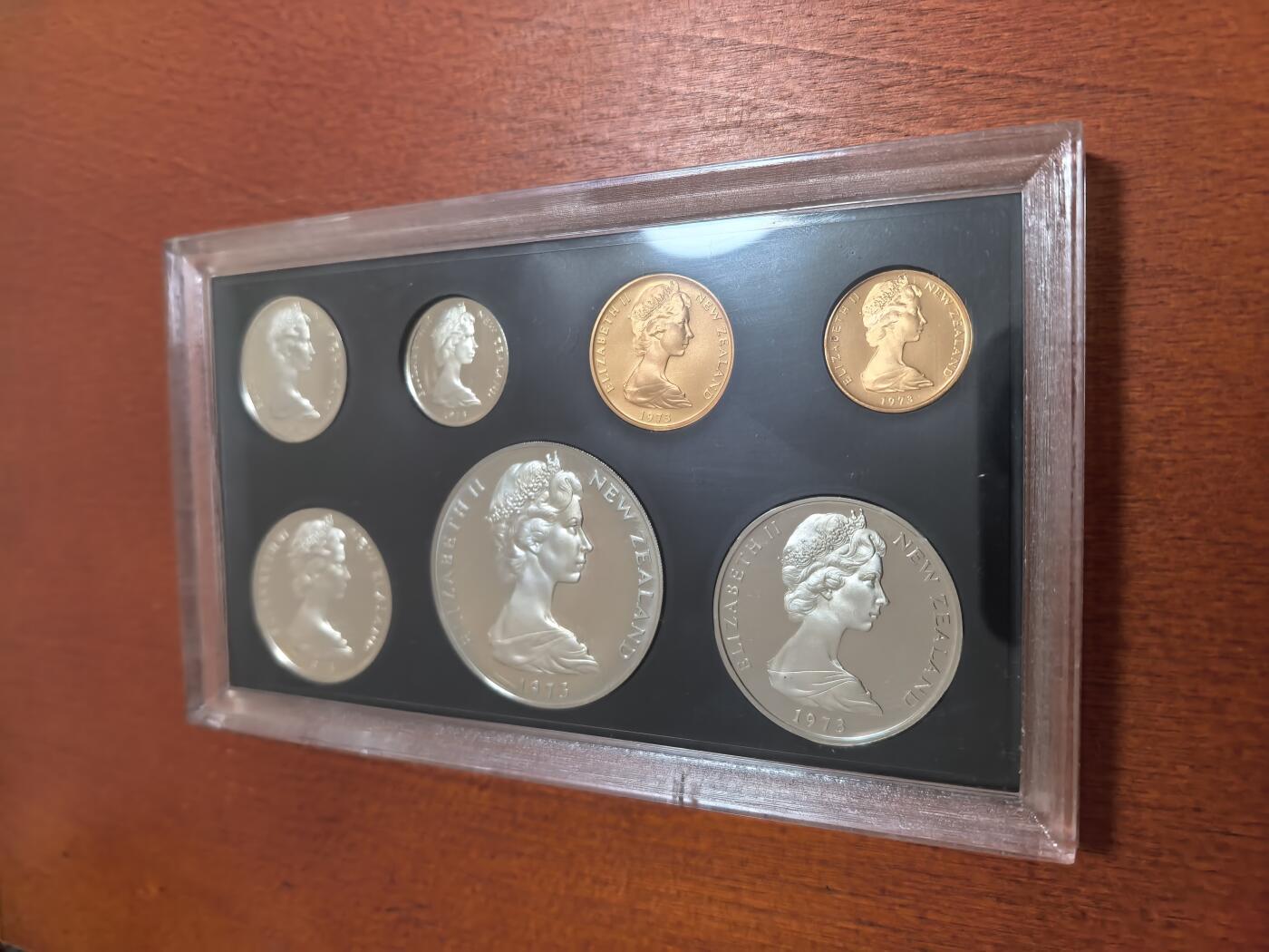 长老汇蛇年精选第七十场拍卖 1973新西兰7枚精制套装，盒证全，8000套