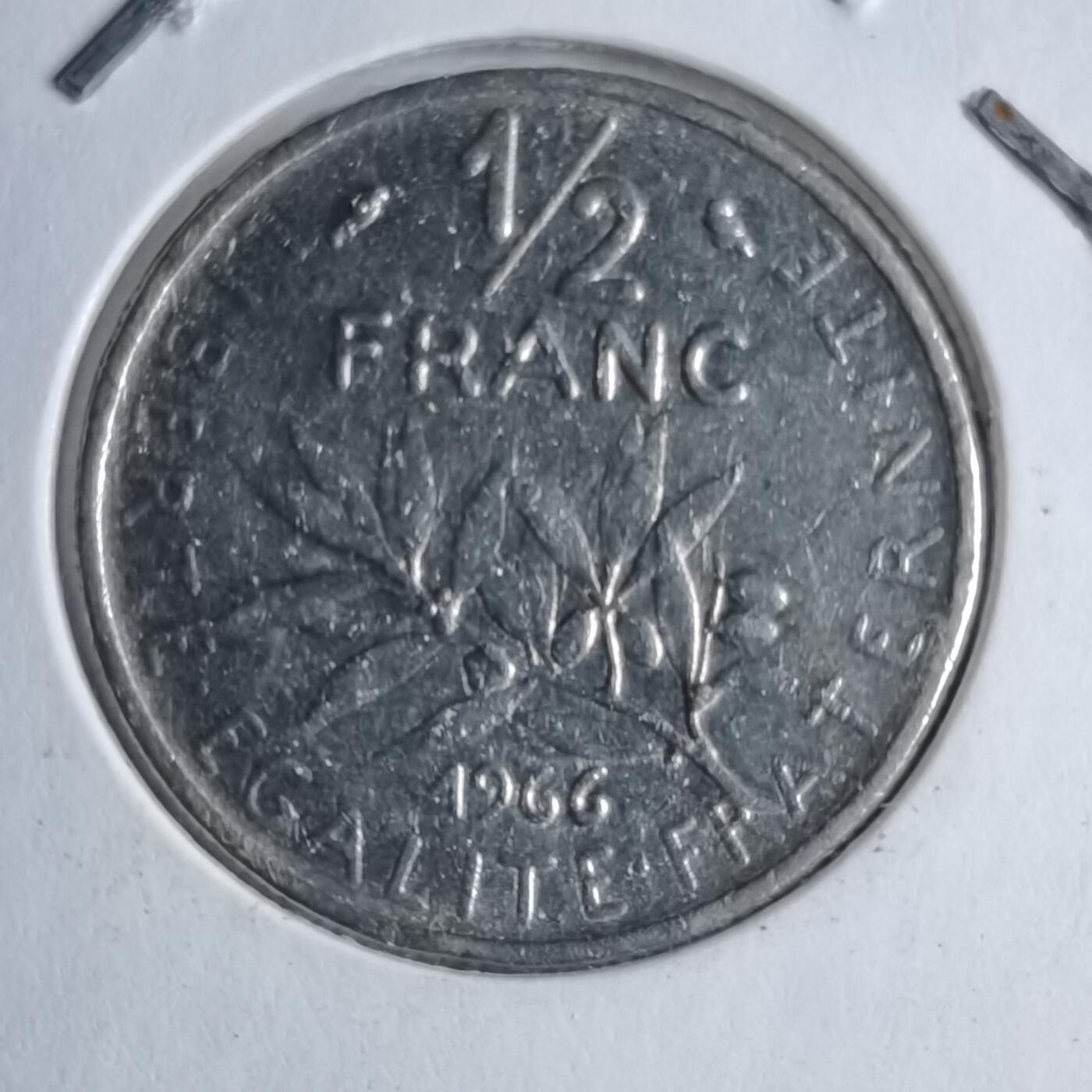 沼泽如烟--第890场 法国1966年二分之一法郎