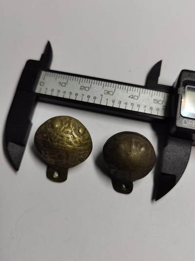 藏珍品阁专场78期 - 老铃铛一对，声音清脆