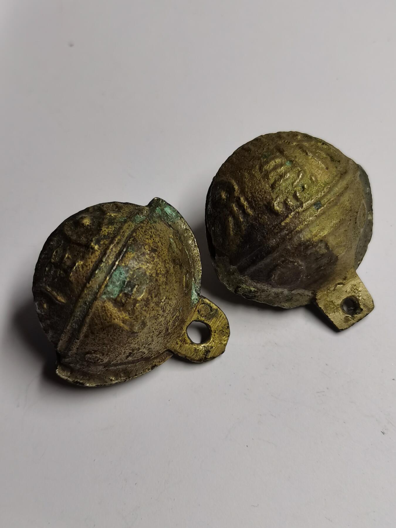 藏珍品阁专场78期 大铃铛一对，声音清脆