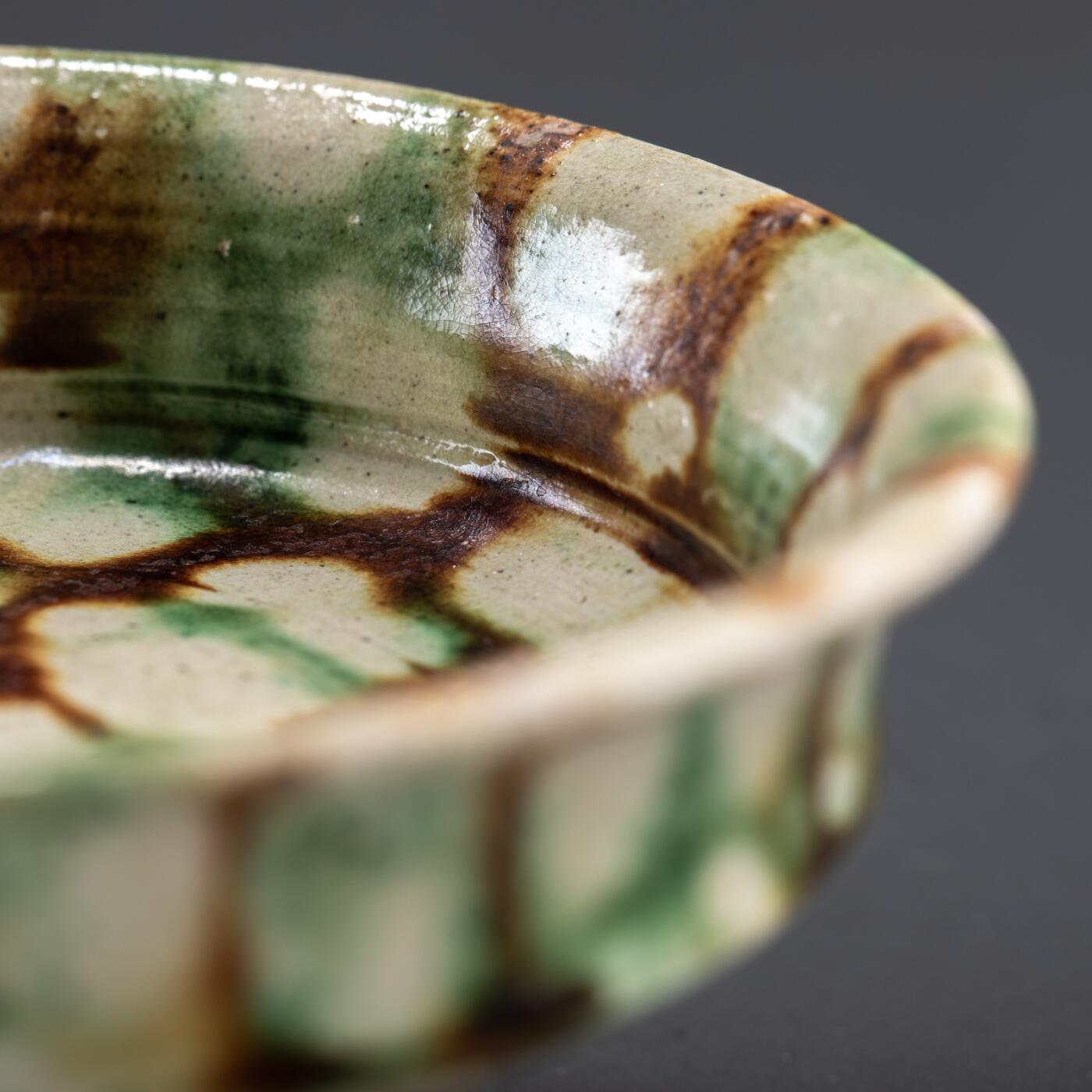 日本大阪雅和auction 2025金秋競賣會第一期 唐 三彩豆 尺寸:D:11.5 H:6cm