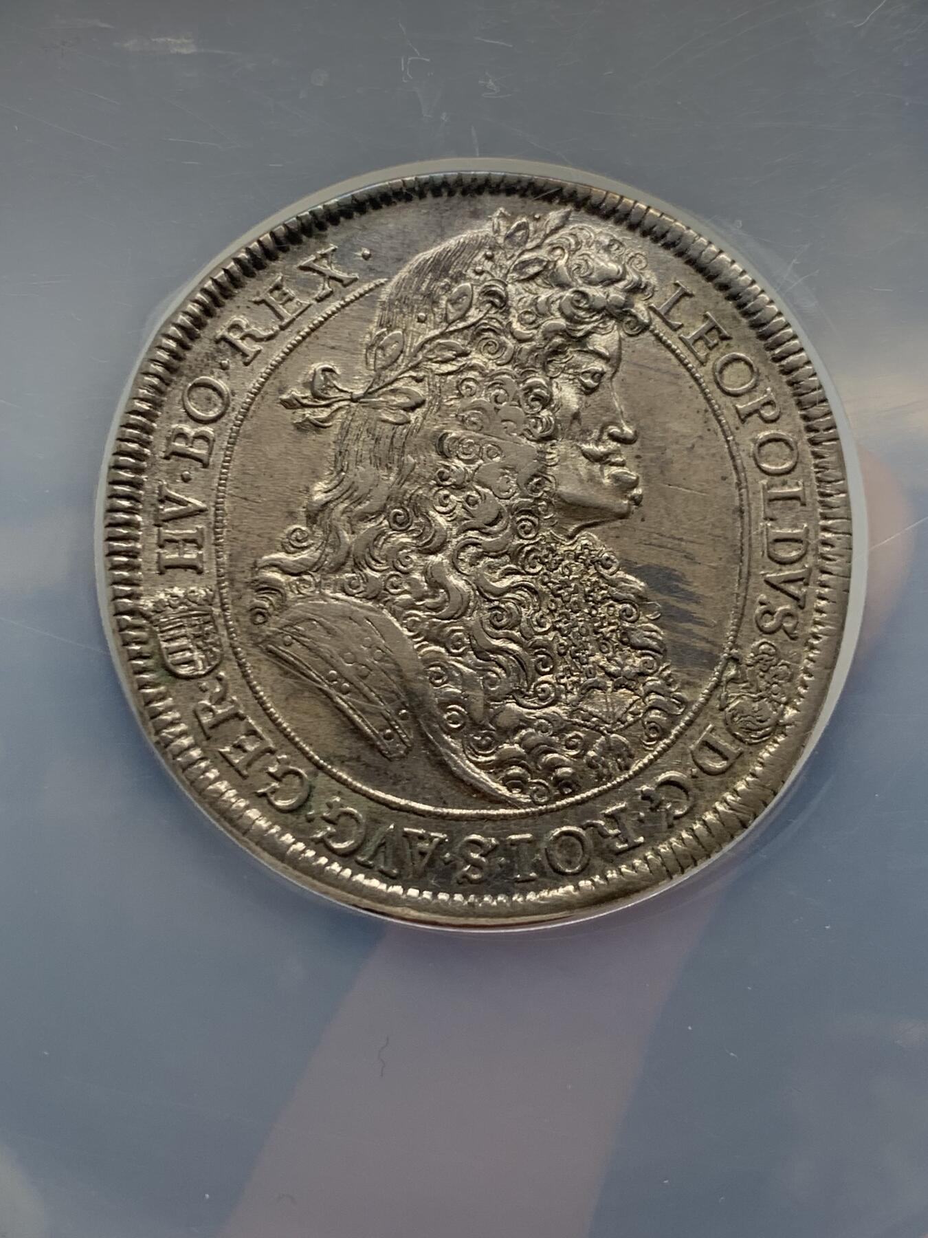 《竞宝斋》第435场 周日，周一2场连拍 （全场包邮） NGC AU58 神圣罗马帝国 1691 稀少匈牙利版 利奥博德一世大泰勒 超常规尺寸大盒封装 大波浪经典品种