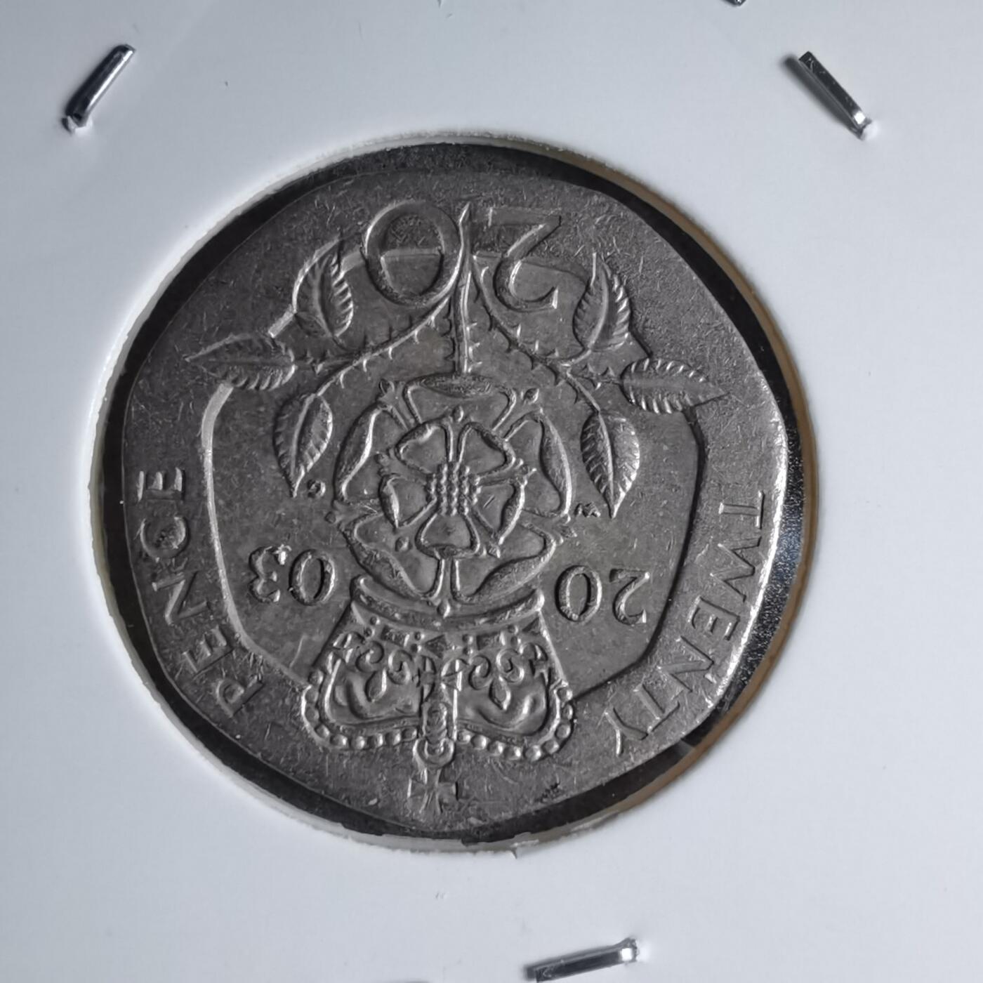 沼泽如烟--第890场 英国2003年20便士