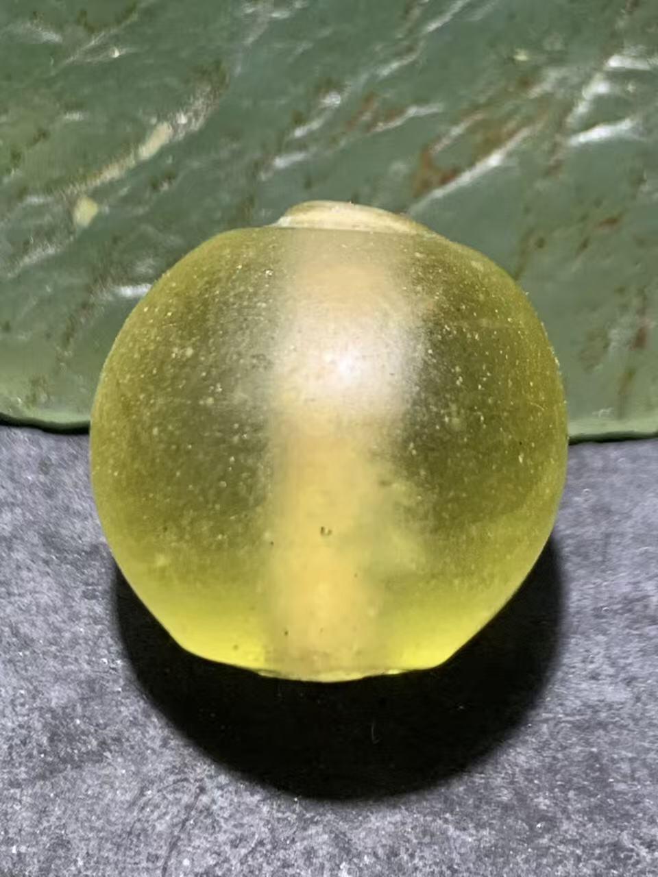 建国前后库存亚光仿黄水晶琉璃苹果珠一颗