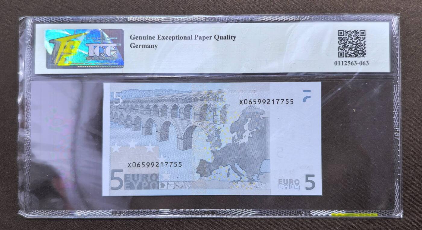 北京马甸外国币专卖第146期，外国纸币币专场，陆续上拍，欢迎关注 2002年德国首版一签5欧元纸币全新。TQG评级66分