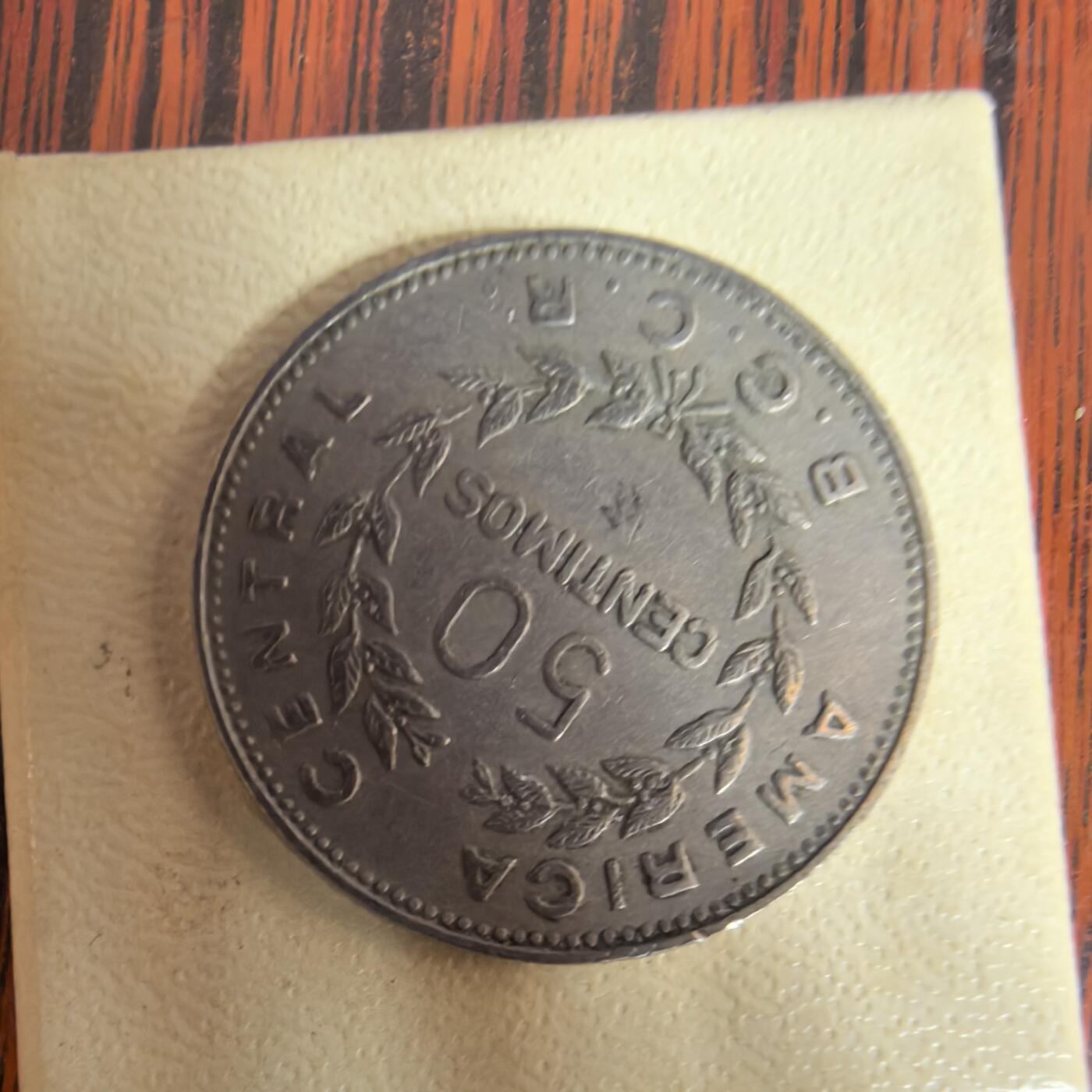 泡泡币外币第二十一场可代拍15038385335微信 1975哥斯达黎加50分。