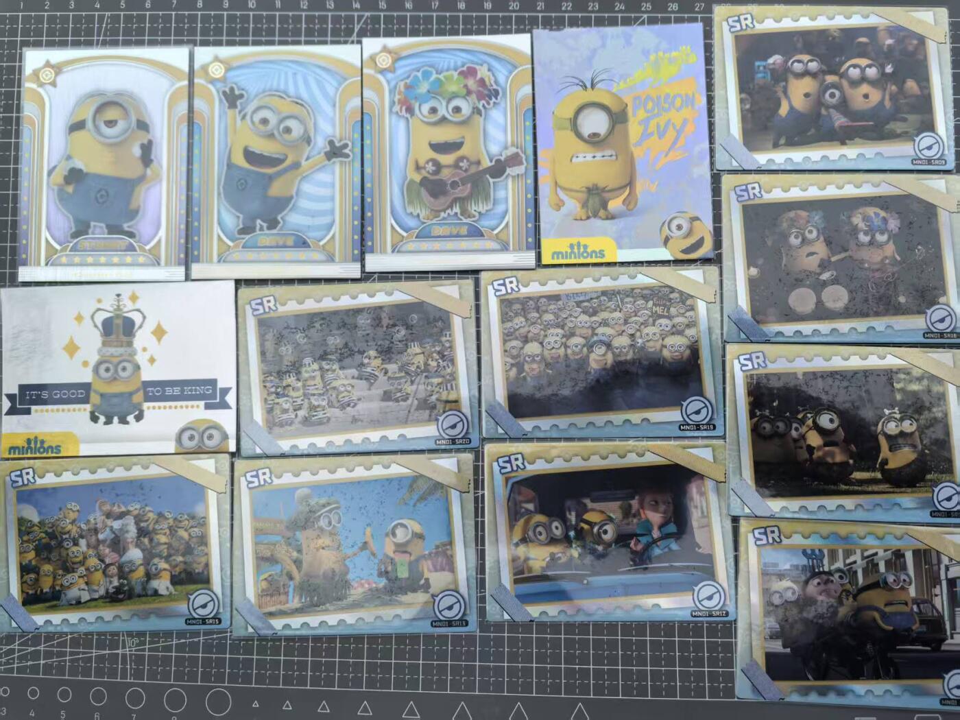 龙虎卡牌第六二场 百里霸场 （无佣金，周六结拍，欢迎送拍） 14张 小黄人盲包卡